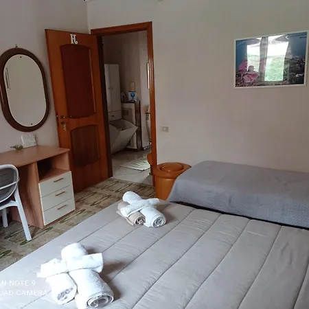 Le Ginestre Σαλέρνο