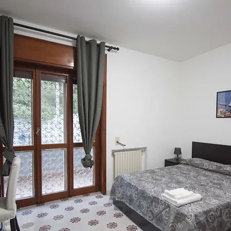 Bed & Breakfast Le Ginestre Salerno