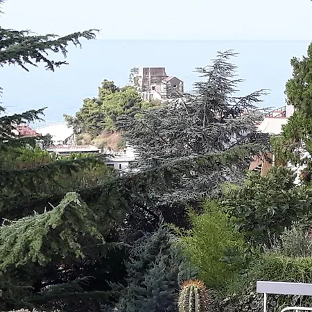 Le Ginestre 3* Salerno