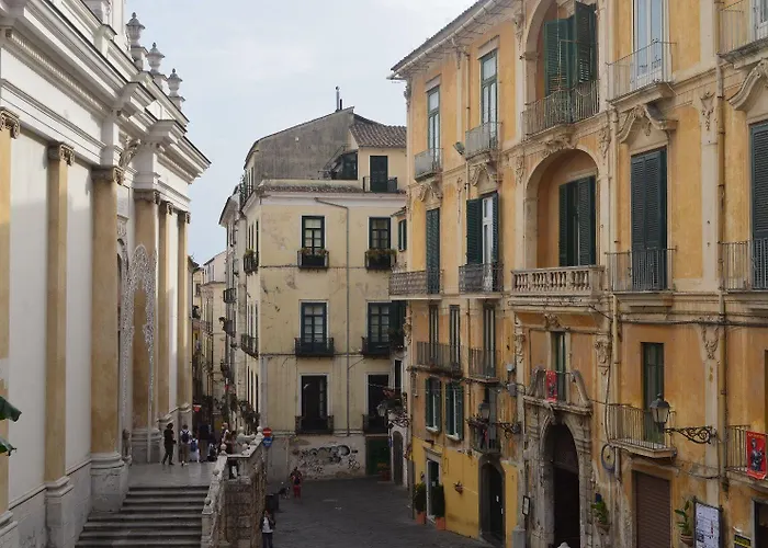 Le Ginestre Nocleg ze śniadaniem 3*